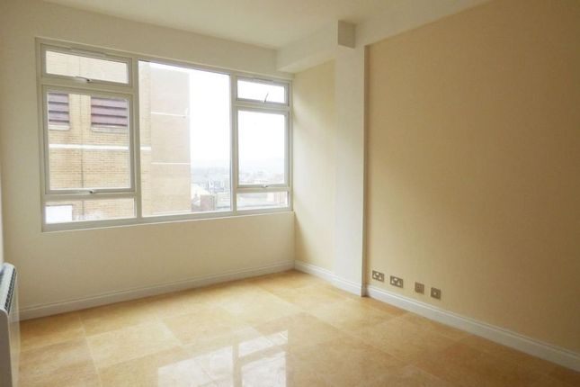 12, Albion House, Folkestone photo 3