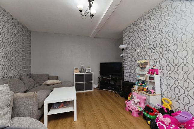 145, Bishopton Road West, Stockton-On-Tees photo 4