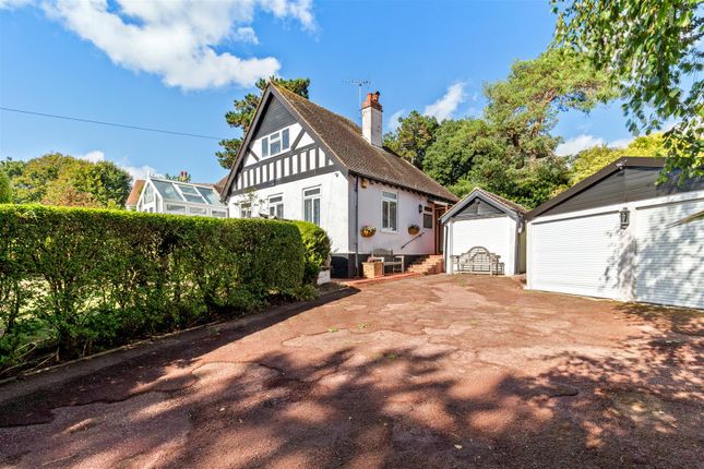 8, Heather Lane, Worthing photo 4