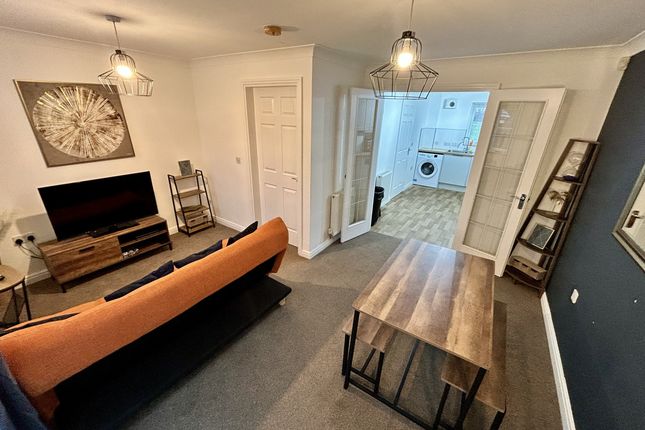 20, Belvoir Close, Stamford photo 2