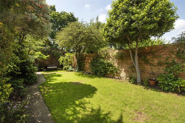 24, Kingfield Road, Ealing photo 4