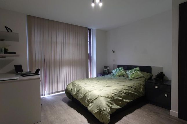 Flat to rent in The Old Post Office, 4 Bishop Street, Leicester