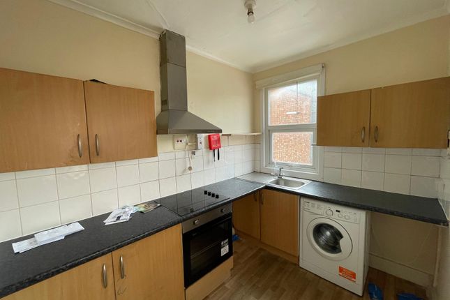 Stunning 4 Bedroom Flat To Rent In Ub1