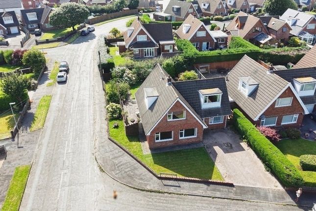 3-bed detached on Penllergaer, West Glamorgan, £375,000