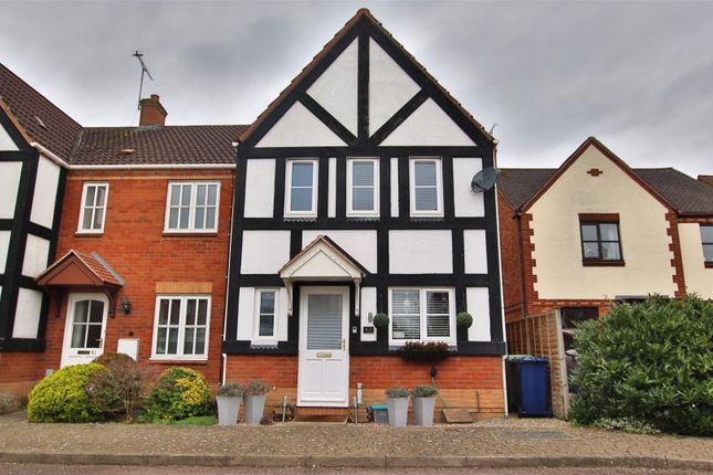3-bed terraced on 63, Graylag Crescent, Tewkesbury, £280,000