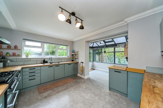 121, Peartree Lane, Bexhill-on-Sea photo 3