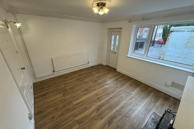 105, Netherton Road, Worksop photo 4