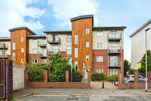 2-bed flat on Flat 31, Lion House, Lion Terrace, Portsmouth, £180,000