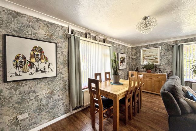 82, The Gorseway, Bexhill-on-Sea photo 4