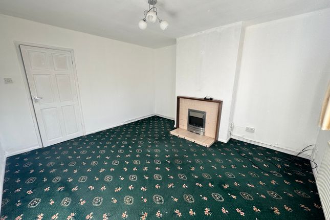 132, Mansfield photo 2