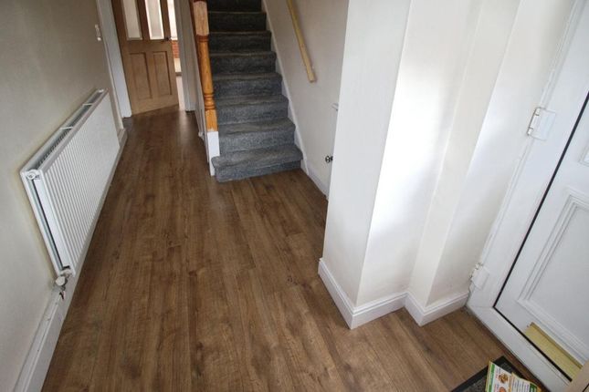31 Patterdale Road, Manchester photo 4
