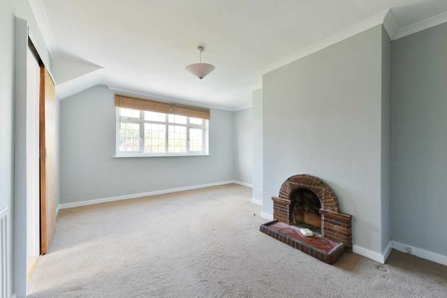 Holmdene Court, Epsom photo 3