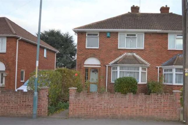 Thumbnail Property for sale in Meadow Way Stone, Dartford, Kent