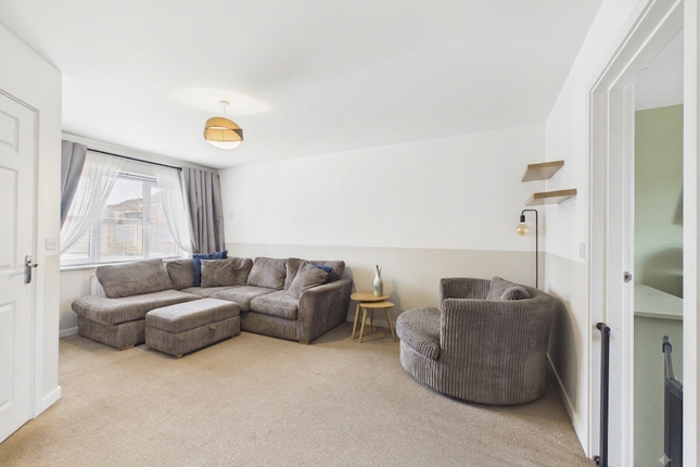 32, Harrier Way, Diss photo 3