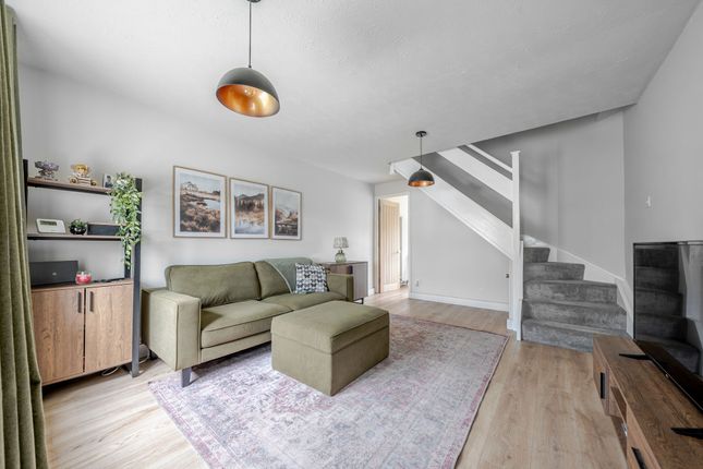 2 Yarrow Drive, Harrogate photo 4