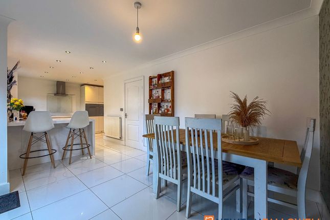 14 Stirling Drive, Newark photo 2