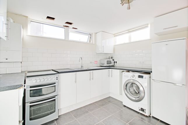 4 Lawson Court, King Edward Road, Gillingham photo 3