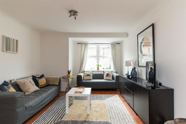 Flat for sale in Collingwood Mews, Lansdowne Place West, Gosforth, Newcastle Upon Tyne