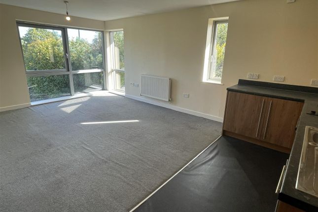24 Severn Point, Wyck Beck Road, Bristol photo 3