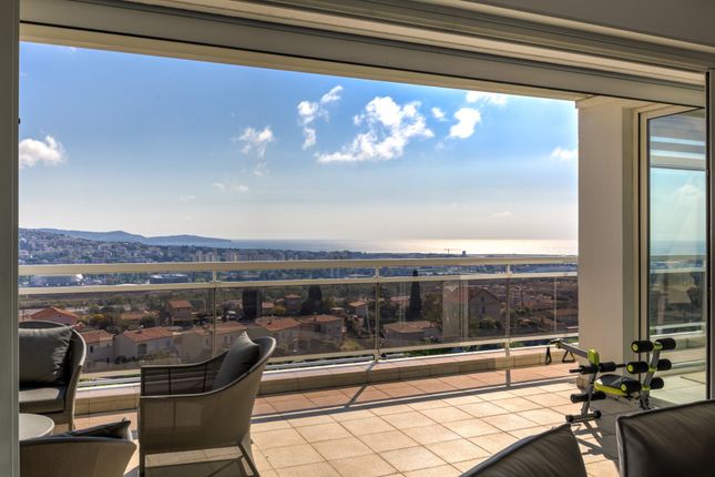 Apartment for sale in Saint Laurent Du Var, Antibes Area, French Riviera