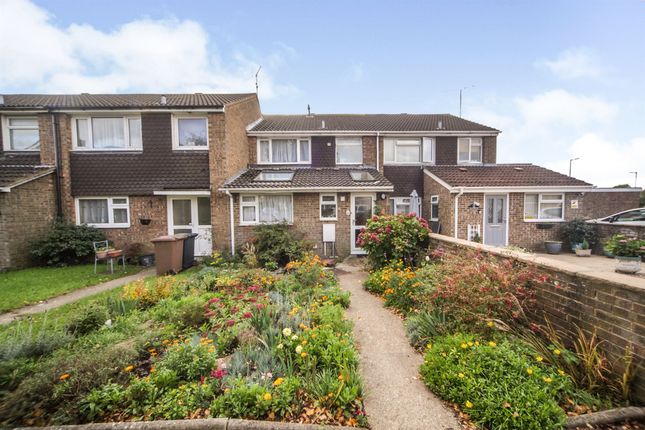3-bed-terraced-house-for-sale-in-telscombe-way-luton-lu2-zoopla