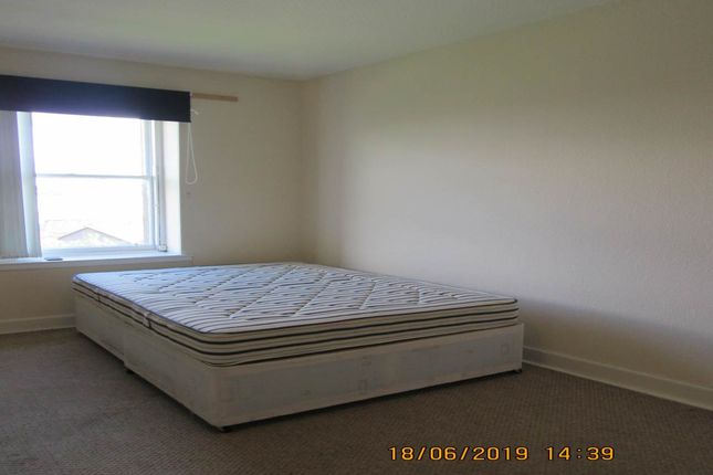 7 2/R Roseangle, Dundee photo 3