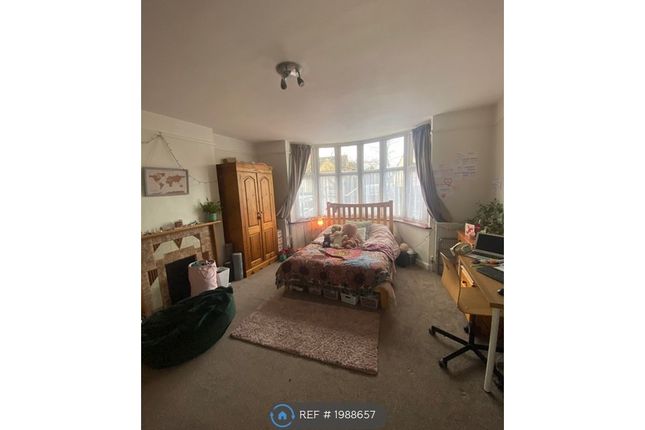 Semi-detached house to rent in Iffley Road, Oxford