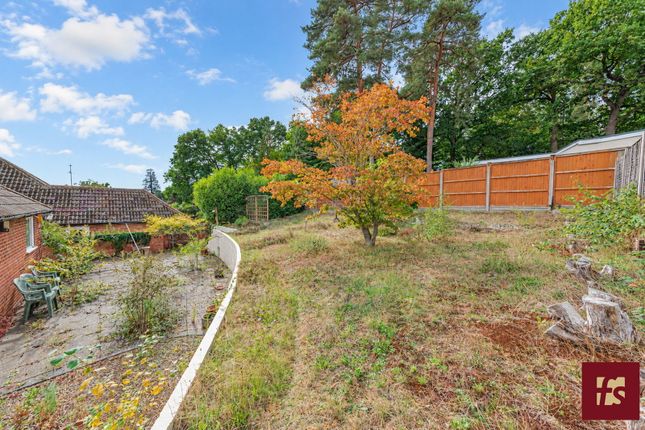 2, Broom Acres, Sandhurst photo 4