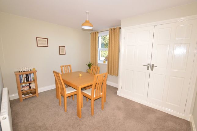 Flat 6, Glengariffe Higher Warberry Road, Torquay Devon, Devon photo 2