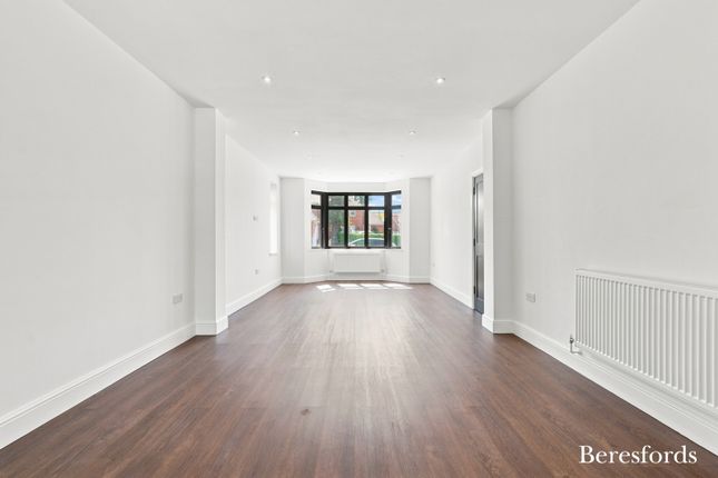 46, Rayleigh Road, Brentwood photo 4