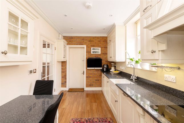 Flat for sale in Sherwood Court, Seymour Place, Marylebone
