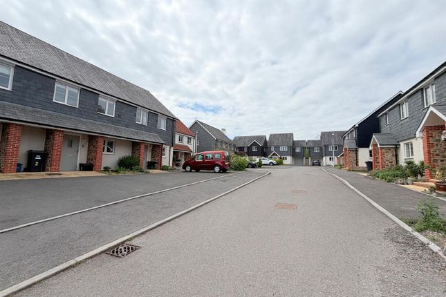 Scotts Quarry, Quarryman Close, Bampton photo 2