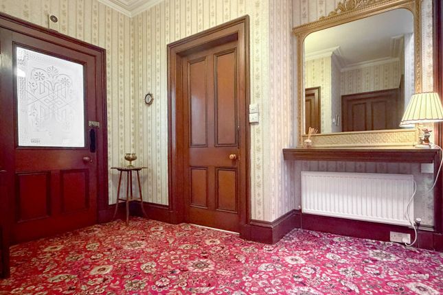 2, Queen Street, Elgin photo 4