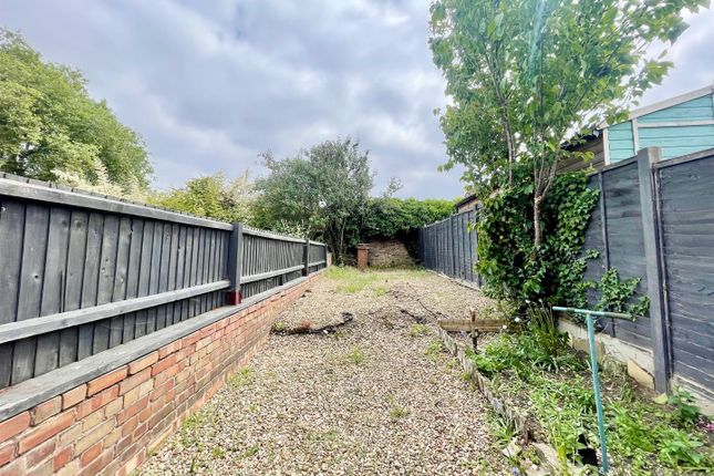 51, Palmerston Road, Peterborough photo 4