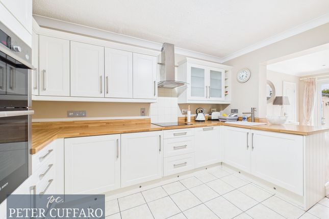 114 St. Margarets Road, Ware photo 3