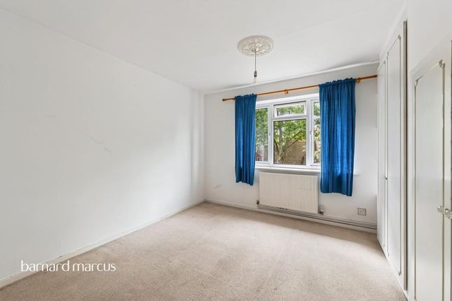 Flat 5, Clandon Court, 15, Albion Road, SUTTON photo 4