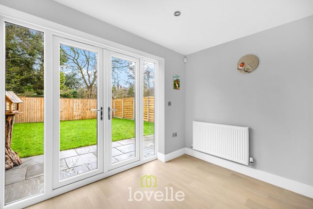 28 Harewood Way, Grimsby photo 4