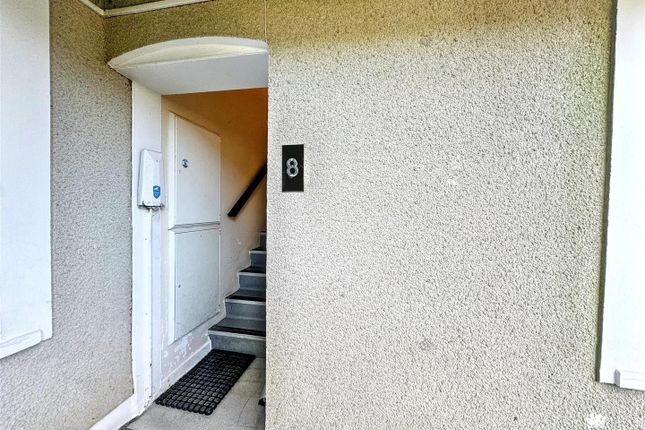 Flat 8, Cawdor Court, Spring Gardens, Narberth photo 2