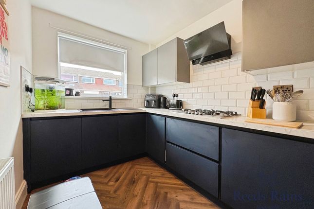 11, Dorchester Close, Tyne and Wear photo 3