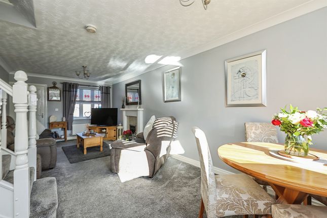 15, Pasture Croft, Rotherham photo 4
