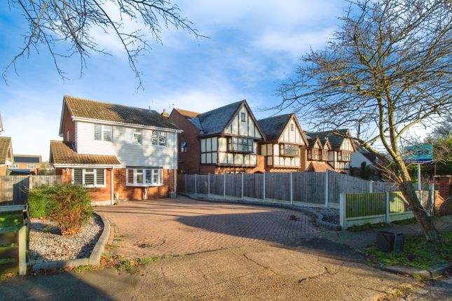 Thumbnail Detached house for sale in The Chase, Hadleigh, Benfleet