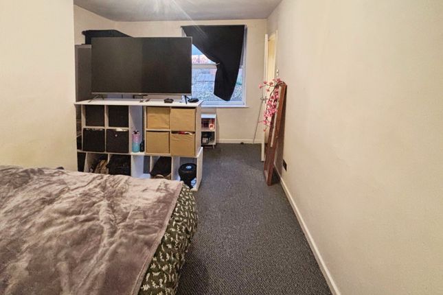 Flat 2 , 53, Coltman Street, Hull photo 5