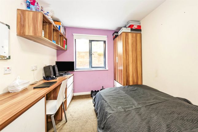 322 Behn Hall,, Parham Road, Kent photo 4