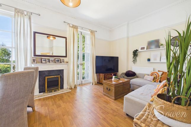 Flat 2 Rosemont, Lower Woodfield Road, Torquay photo 2