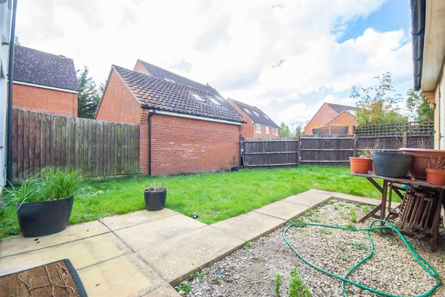 35, Albemarle Link, Beaulieu Park photo 4
