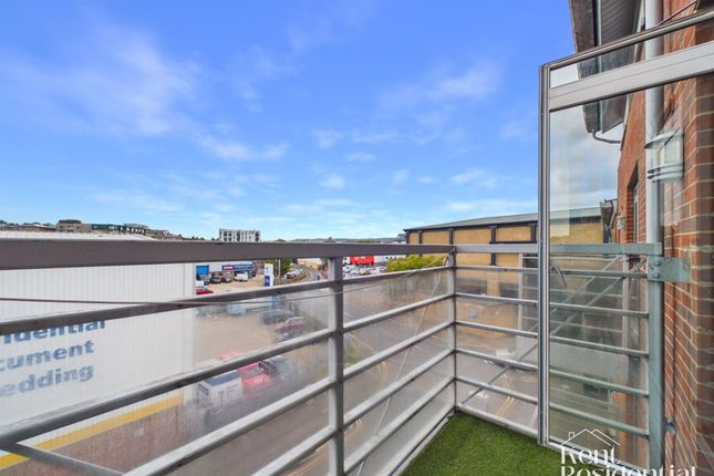 97 Kingfisher Meadow, Maidstone photo 2