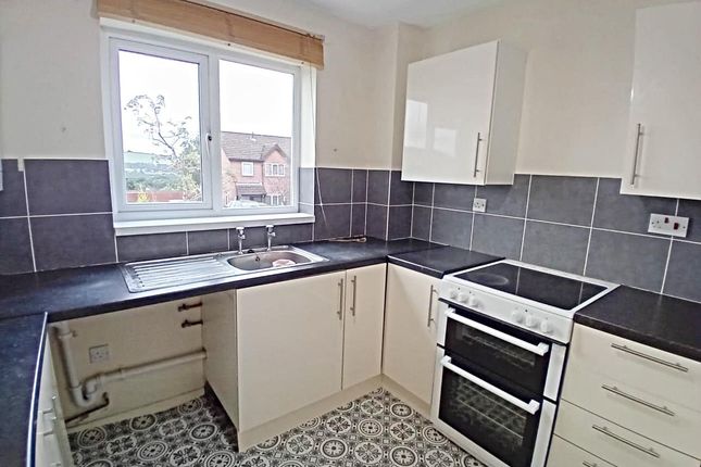 8, Clos Creyr, Llantwit Fardre photo 4