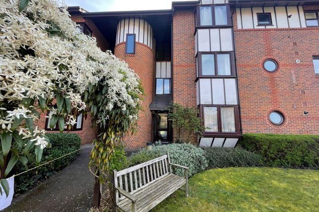 17, Caversham Wharf, Reading photo 2