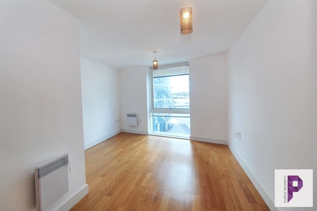 Apartment 24, Marina Point Eastreet, Chatham photo 2