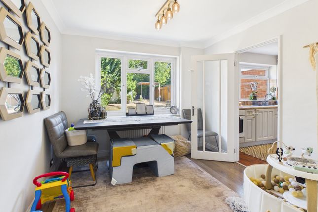 16, Tubwell Road, Buckinghamshire photo 3
